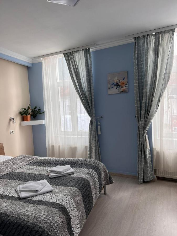 Pension Old City Брашов Екстер'єр фото