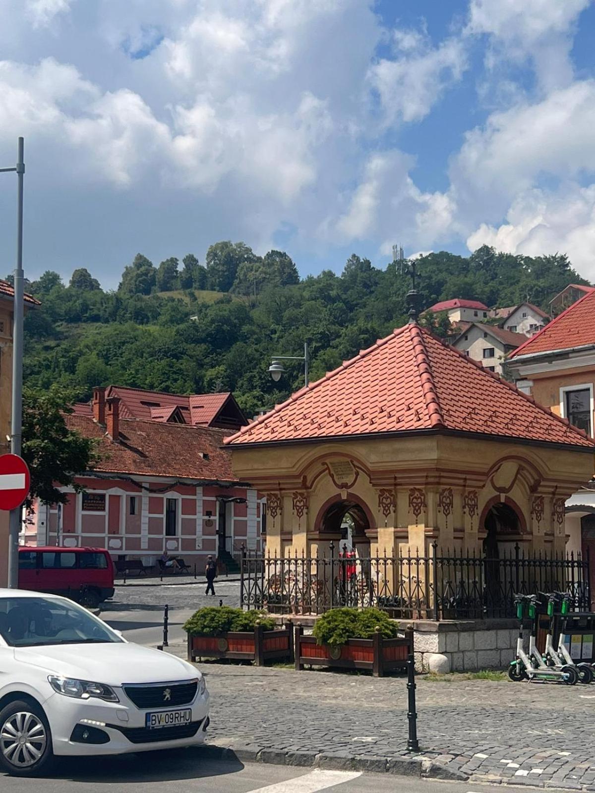 Pension Old City Брашов Екстер'єр фото