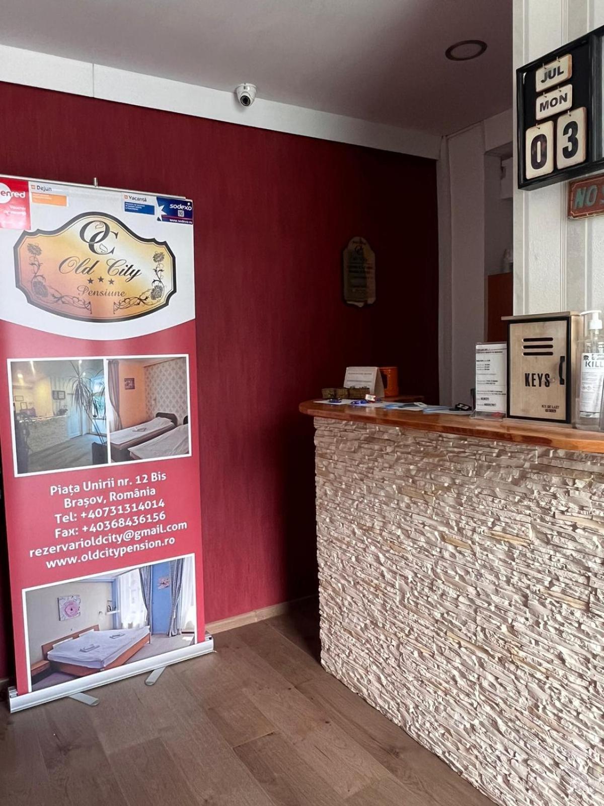 Pension Old City Брашов Екстер'єр фото